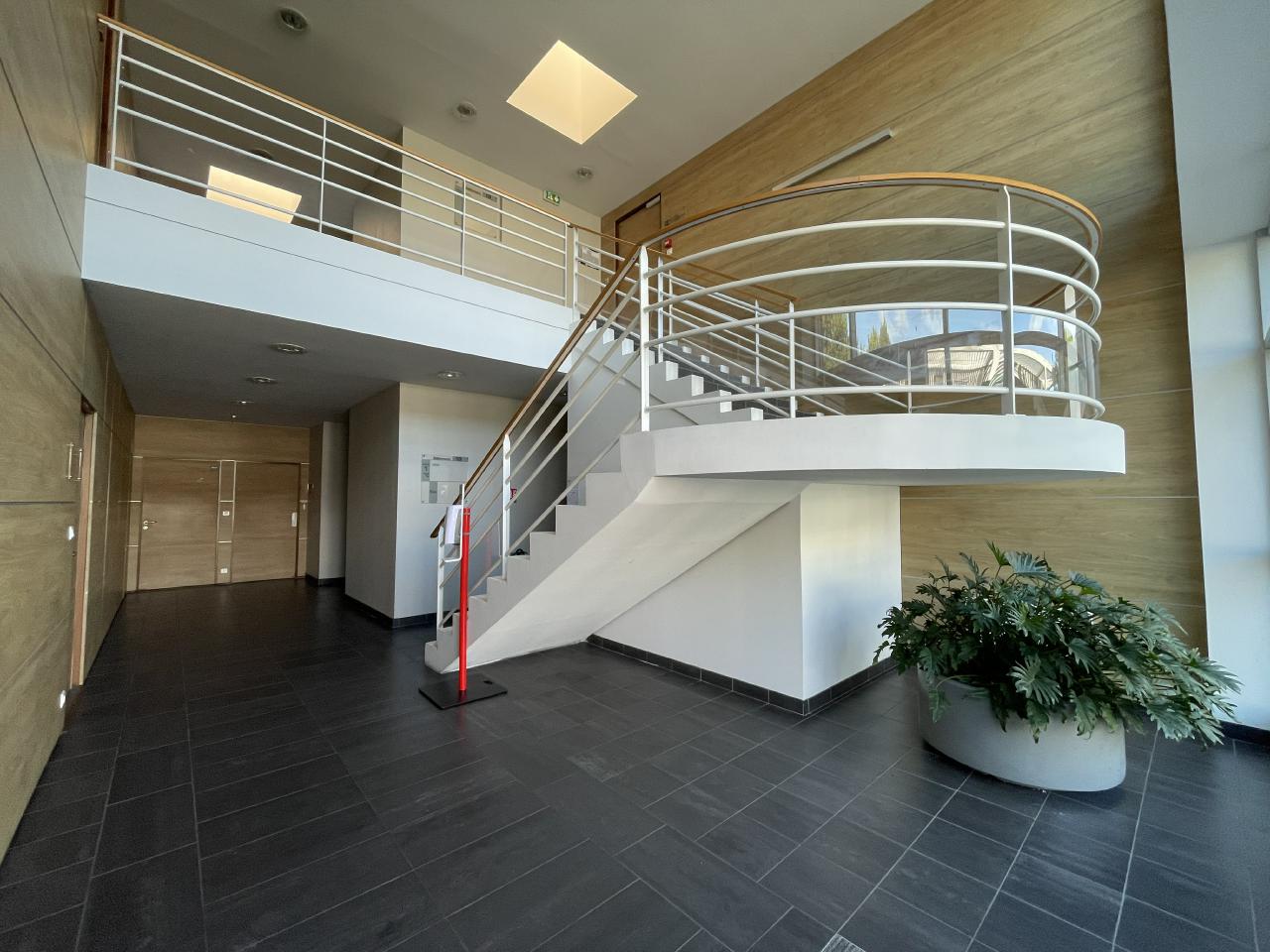 Bureau Nantes 219m² Location bureau Nantes Loire-Atlantique OLBUR2205091 2